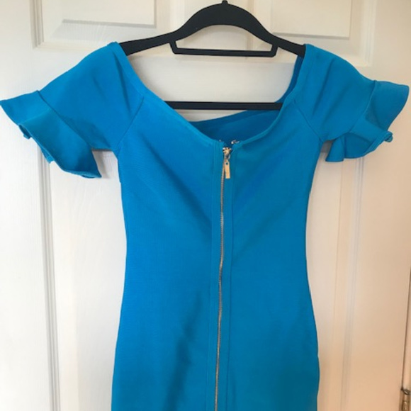 Ladies Sample Dress Spring 2020 - Picture 4 of 4